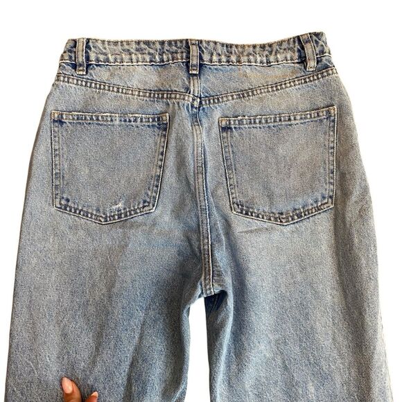 Zara Women’s 8 High Rise Ripped Mom Jeans Blue Distressed Denim Relaxed Fit - Picture 8 of 14